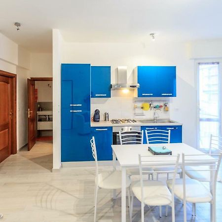 Appartamento Ristrutturato A Nuovo !!! Varazze Buitenkant foto